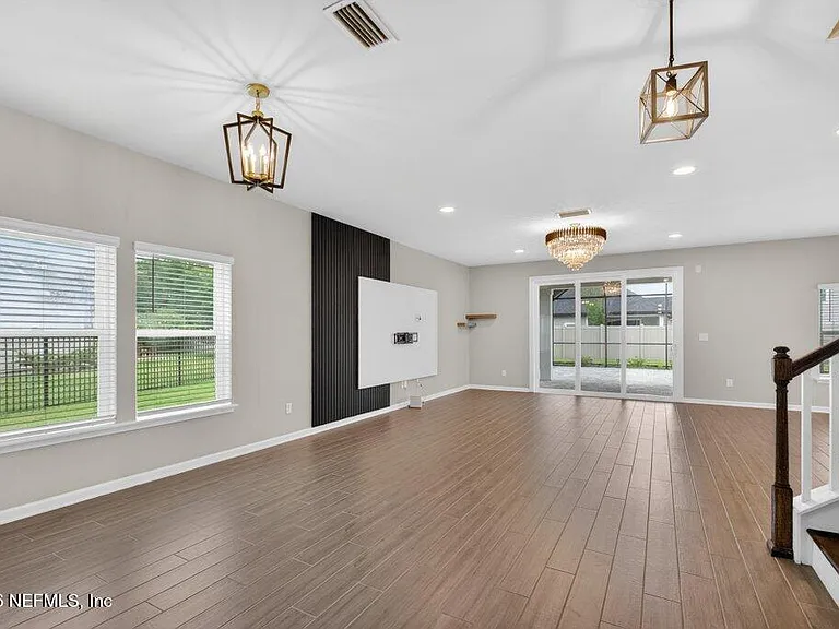 21 Yardley Court St — Photo 12