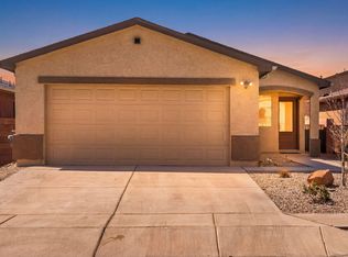 480 Chafey Dr SW, Los Lunas, NM 87031