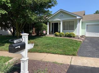 14304 River Oaks Ct, Florissant, MO