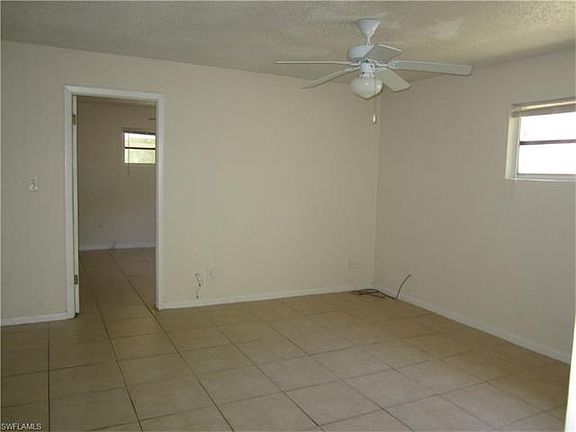 4th image of 4241 Tarpon Ave APT 3