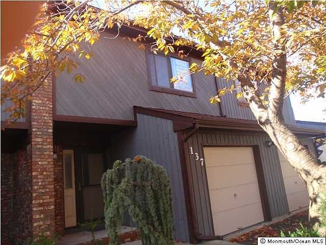 2nd image of 137 Wilcox Ct #71