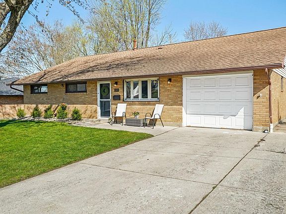 2nd image of 1803 Pickering Dr