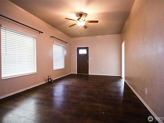 4th image of 912 Ramer Avenue