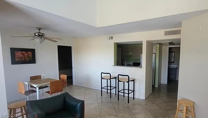 1150 N Buffalo Dr #2023 — Photo 3
