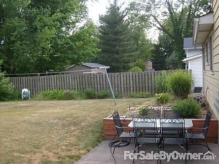 2nd image of 9933 Hawley Dr