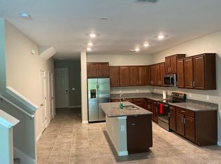 8060 Rolling Shell Trl, Wesley Chapel, FL 33545