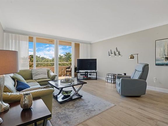 5th image of 180 Isle Of Venice Dr APT 431
