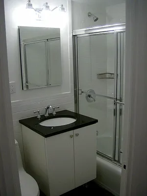 Rented by Carlyle Property Management | media 11