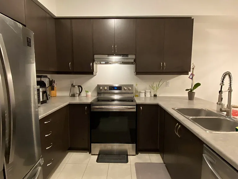 135 Flagg Ave — Photo 11
