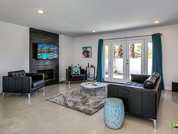 4th image of 3169 E Cajon Cir