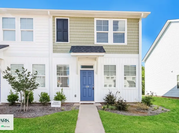137 Valley Creek Dr, Boiling Springs, SC 29316