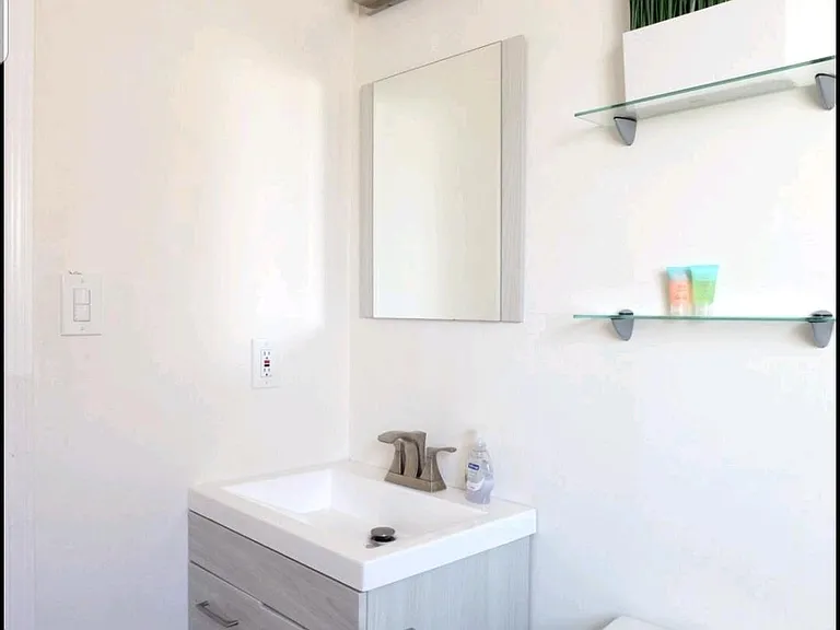5781 Corbett St #5781 — Photo 20