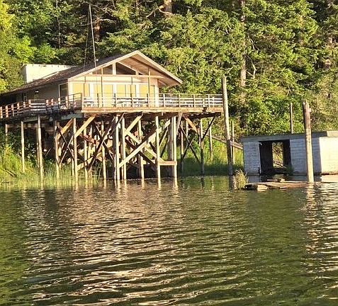 2nd image of 3708 S Tenmile Lk