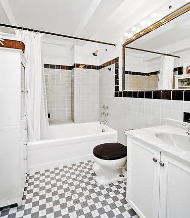 4th image of 200 W 20th St APT 1407