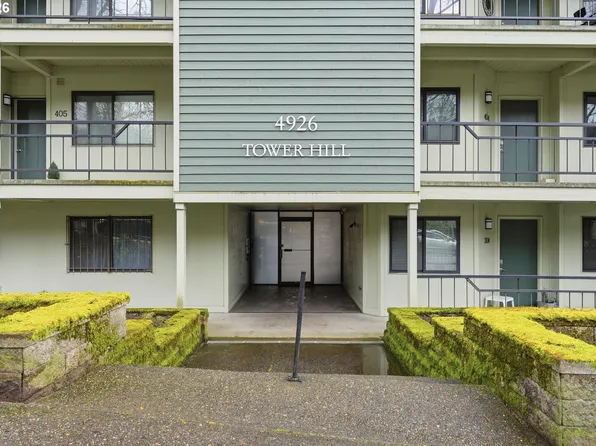 4926 S Corbett Ave APT 205, Portland, OR 97239