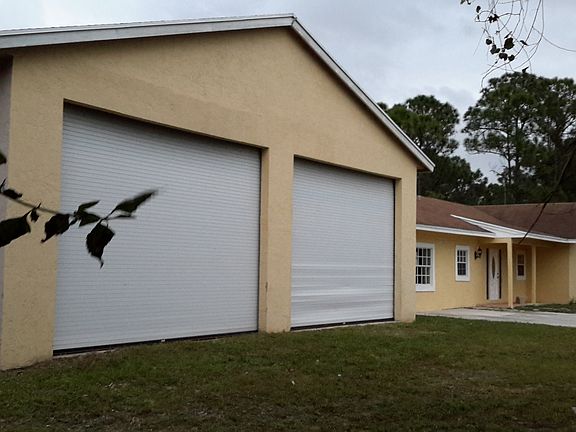 2nd image of 17271 Valencia Blvd