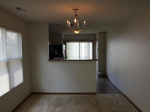 5th image of 5684 Galveston Dr