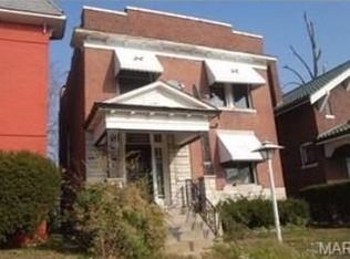 5889 Highland Ave, Saint Louis, MO 63112