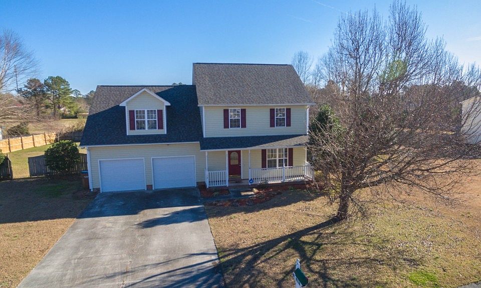 1st image of 139 Bridlewood Dr