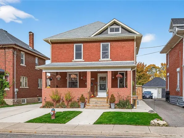 22 Griffith St, Welland, ON L3B 4G4