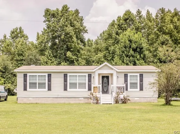 6302 Grubby Rd, Wilsons, VA 23894