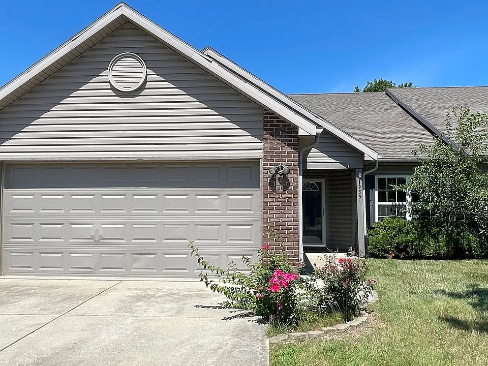 1983 Ellison Dr