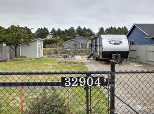 32904 G Pl, Ocean Park, WA