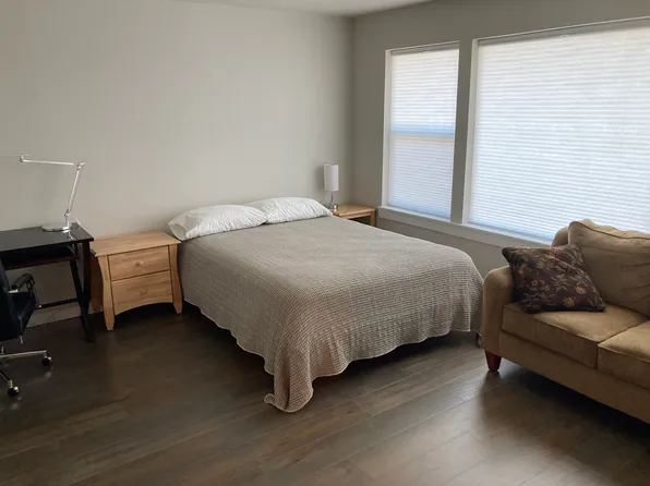 707 E 19th St #3, Vancouver, WA 98663