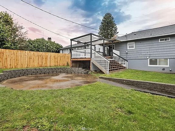 2nd image of 1011 Olympic Ave