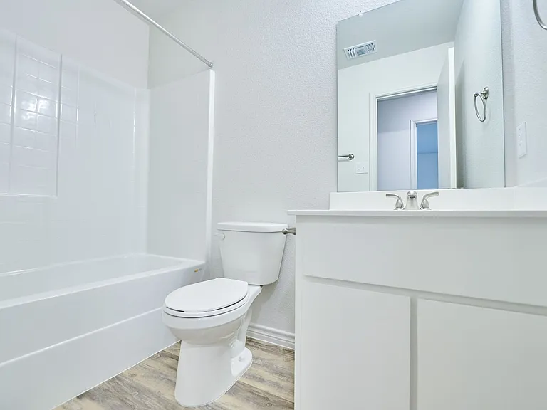 1809 Clovis Dr — Photo 13