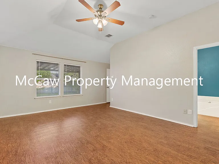 5416 Timber Ridge Dr — Photo 12