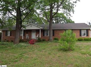 315 Holly Dr, Spartanburg, SC 29301