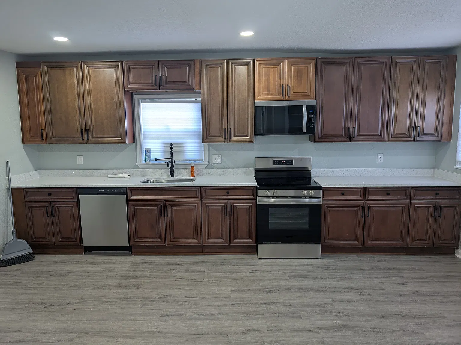 3 bed, 1528 sqft, $2,200 — Photo 2