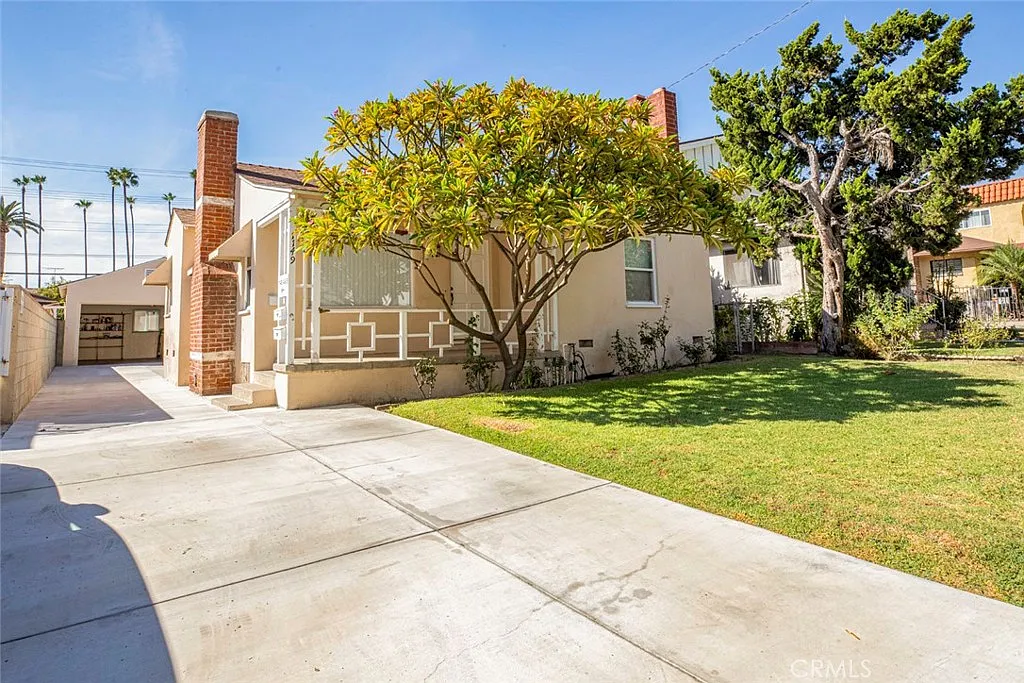 2 bed, 850 sqft, $3,200 — Photo 1