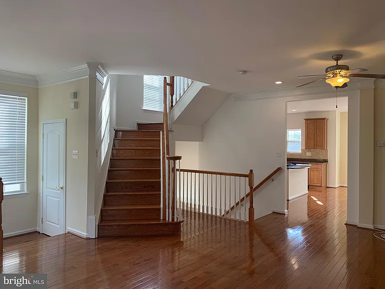 9793 Corbett Pl — Photo 10