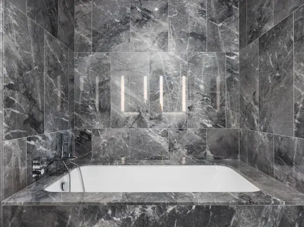 15 Hudson Yards image 13 of 35