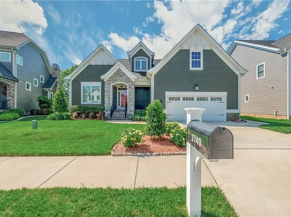 3740 Willow Glenn Cir, Suffolk, VA 23435