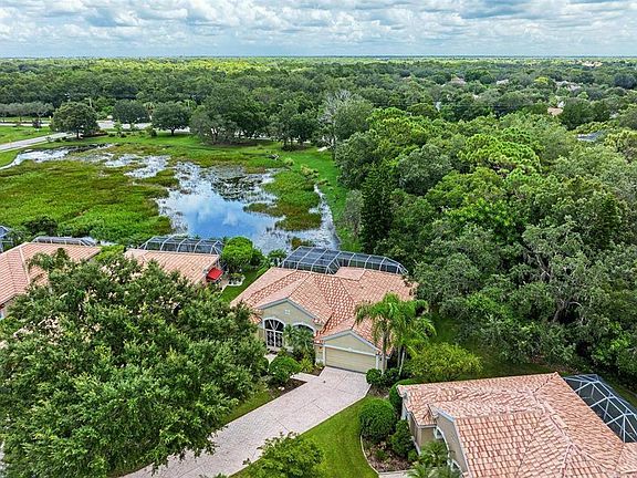 2nd image of 6756 Hickory Hammock Cir