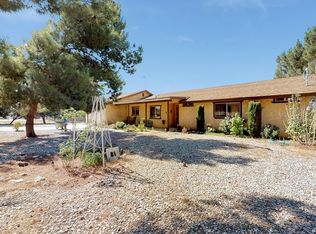 18166 Walnut St, Hesperia, CA 92345