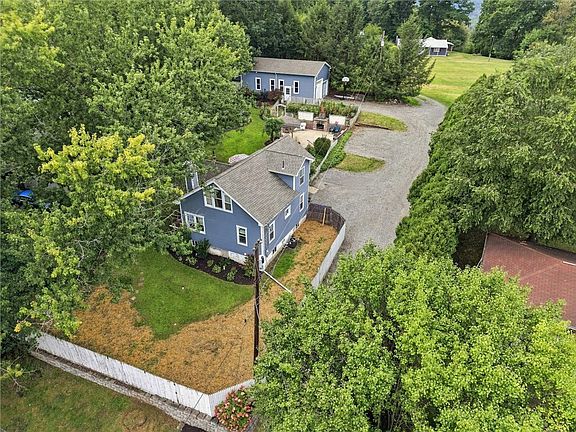 2nd image of 253 Chicora Rd