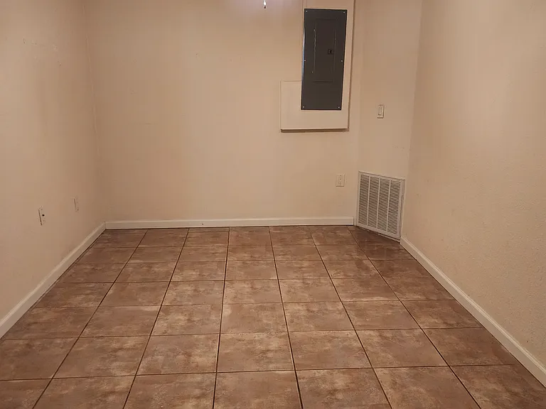 bonus/office room