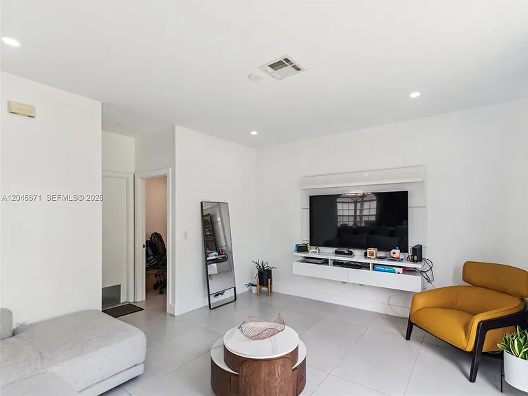 15760 NW 16th Ct — Photo 25