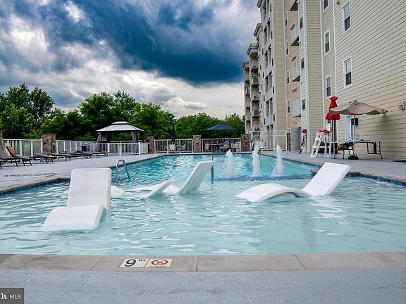 2nd image of 6301 Edsall Rd Unit 224