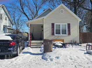 4417 Elizabeth St, Wayne, MI 48184