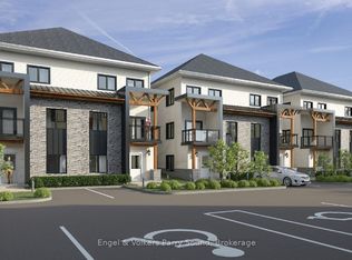 380 1st St N #4, Gravenhurst, ON P1P 1G3
