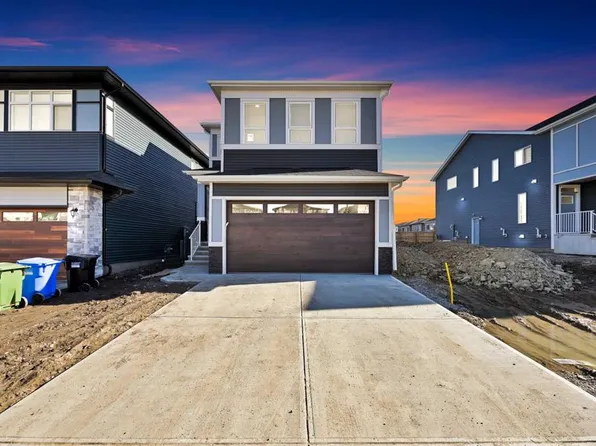 154 N Homestead Cir NE, Calgary, AB T3J 5W4
