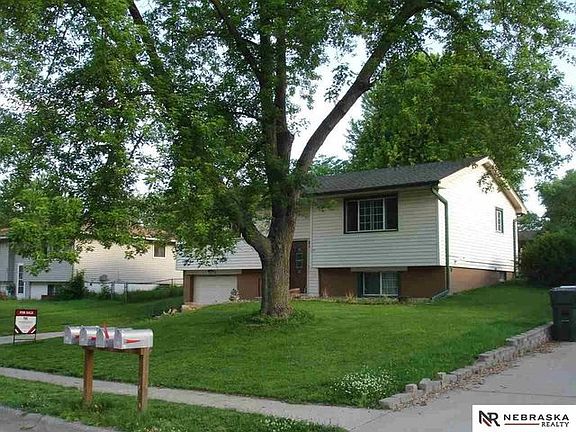 3rd image of 24 Cypress St