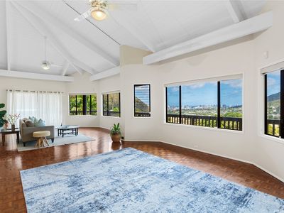 3385 Paty Dr, Honolulu, HI, 96822