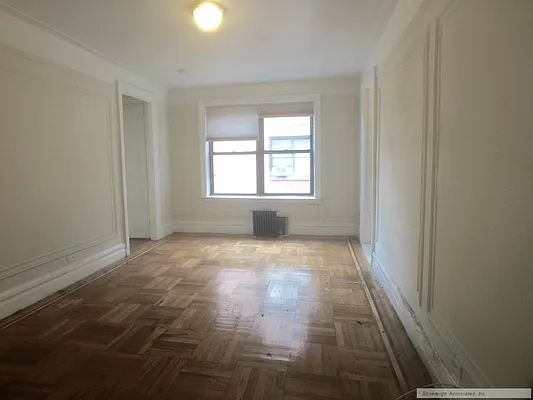 Rented by Sovereign Associates | media 18