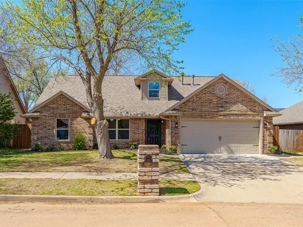 18321 English Oak Ln, Edmond, OK 73012